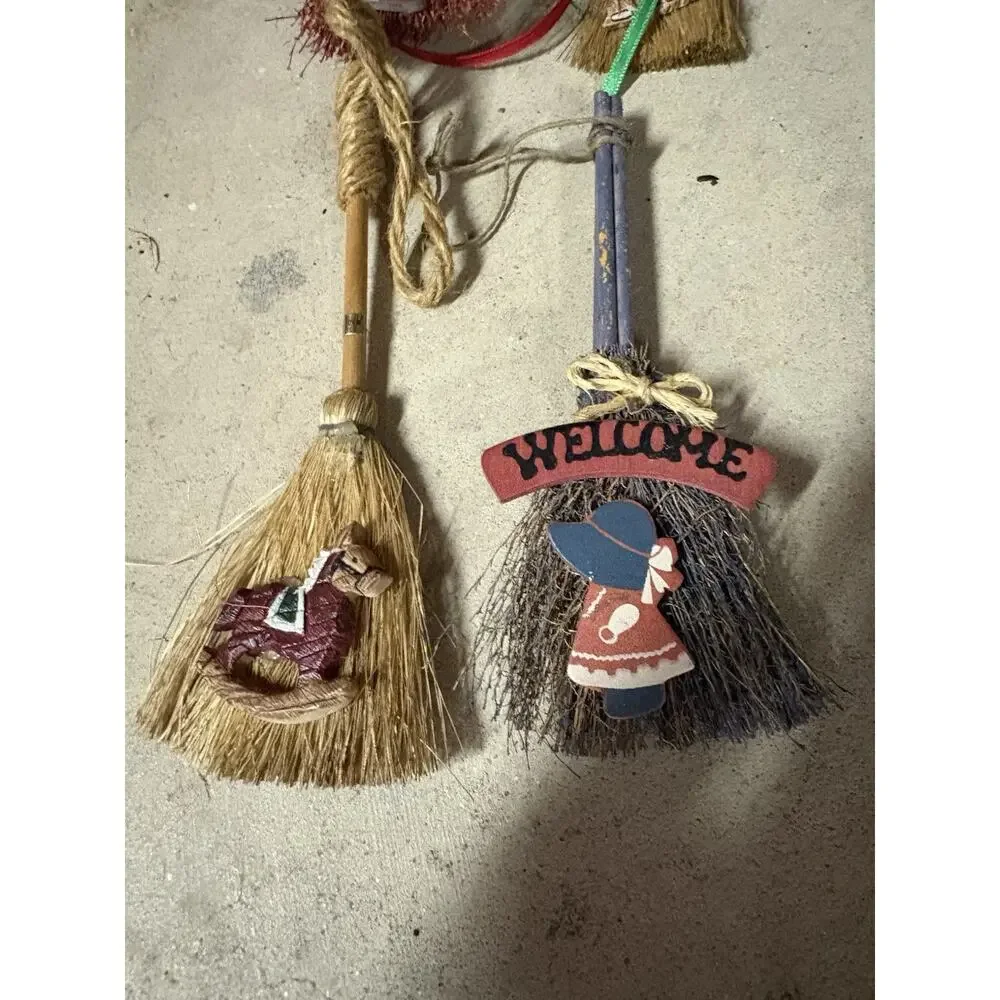 Vintage Wooden Christmas Ornaments Horns Bird Nest Baskets Brooms Stocking
